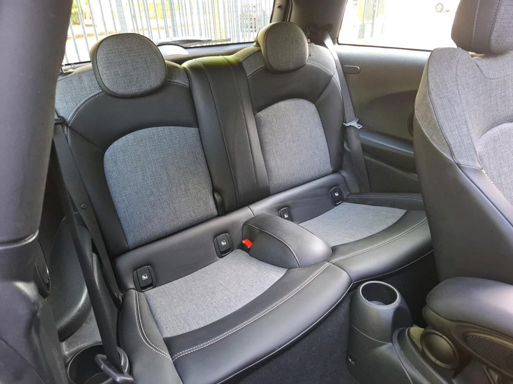 MINI HATCH 3 Portes Cooper 136 ch BVA7 Edition Camden 2023