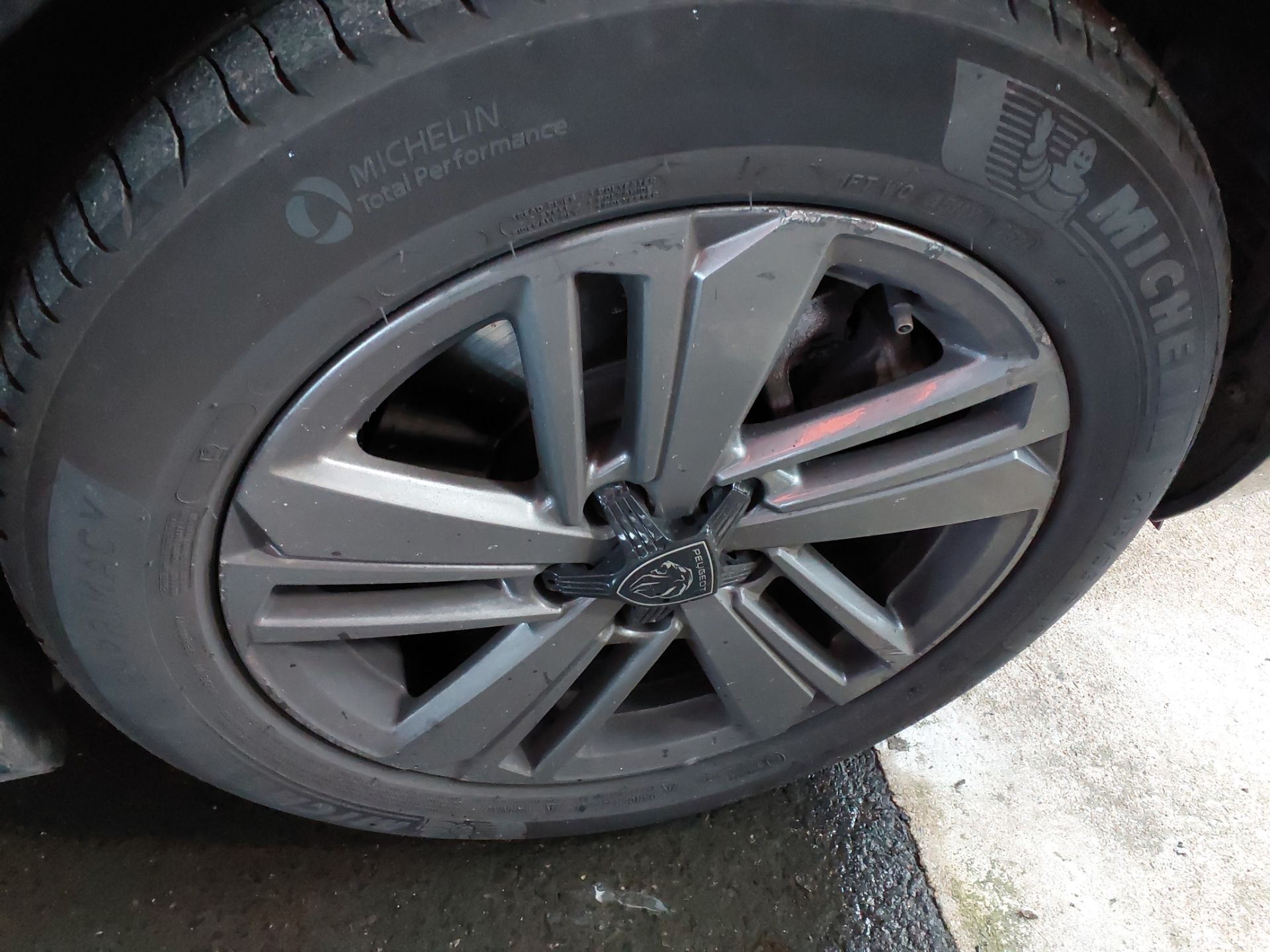 PEUGEOT 308 SW PureTech 130ch S&S BVM6 Allure 2024