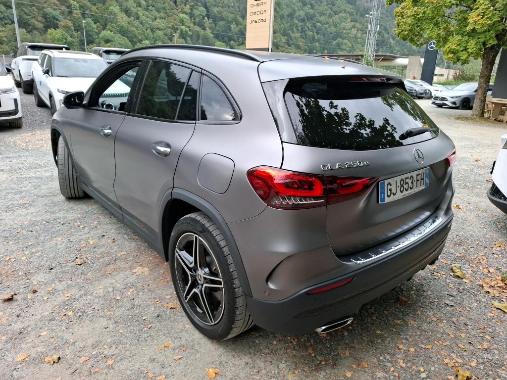 MERCEDES-BENZ GLA 250 e 8G-DCT AMG Line 2022