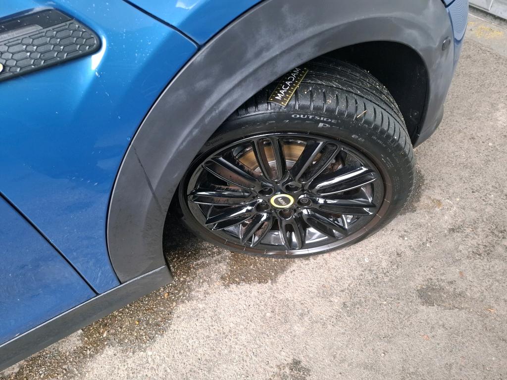 MINI HATCH 3 Portes Cooper SE 184 ch Edition Premium Plus 2023