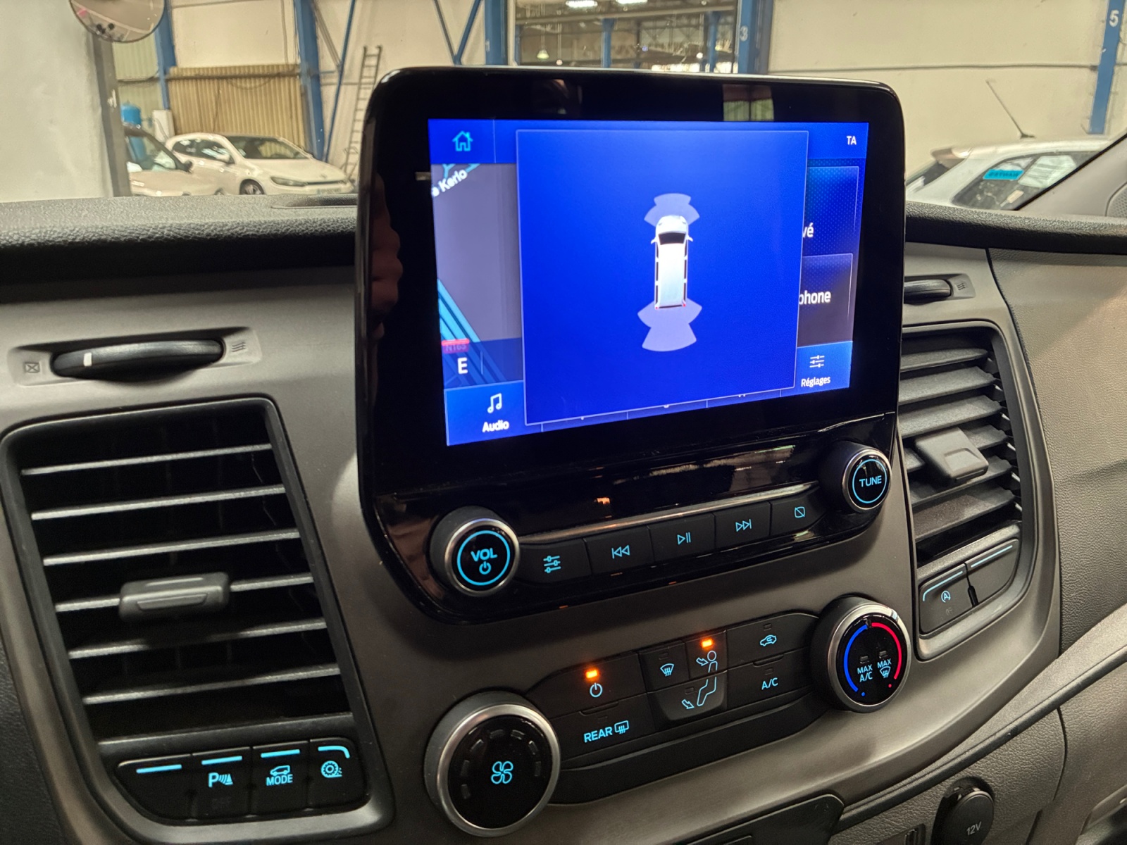 FORD Transit Custom 320 L2H1 2.0 EcoBlue 130 Trend Business 2023