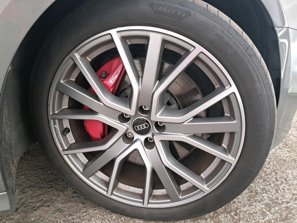 AUDI A6 55 TFSIe 367 ch S tronic 7 Quattro Competition 2022