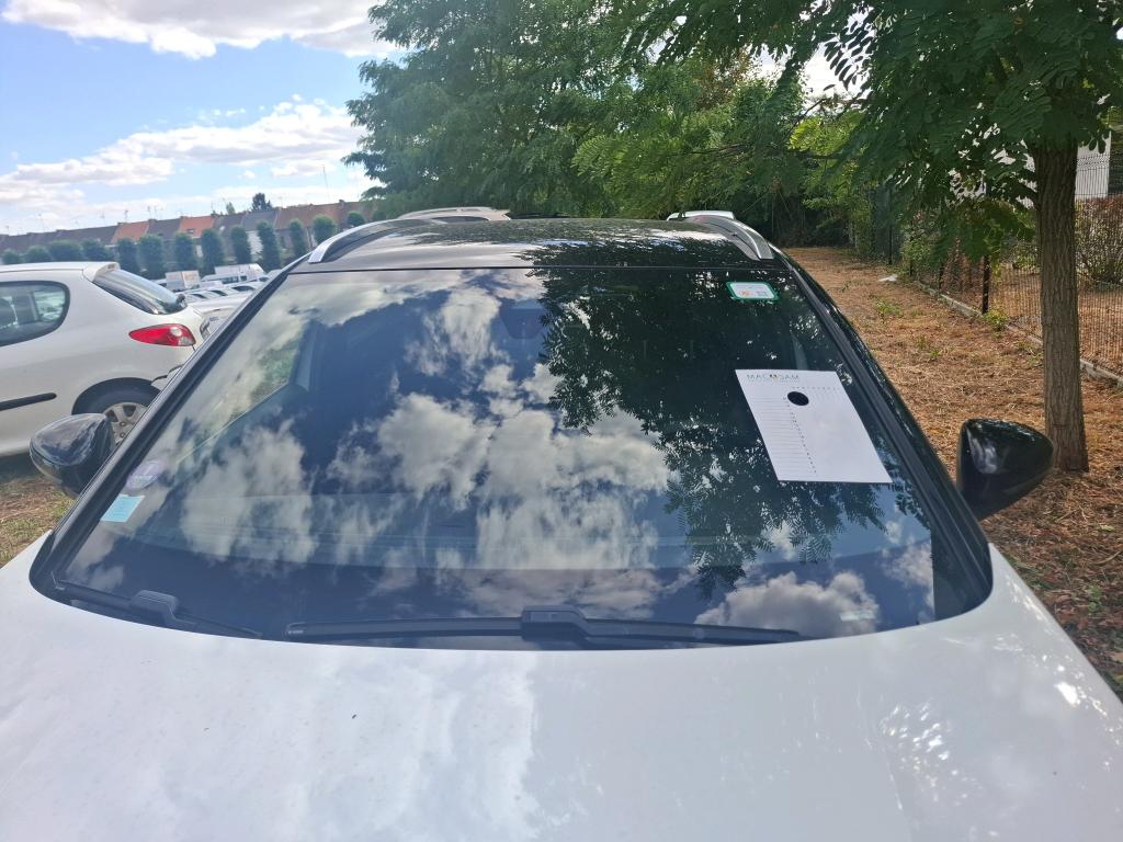 PEUGEOT 3008 Hybrid 225 e-EAT8 GT 2023