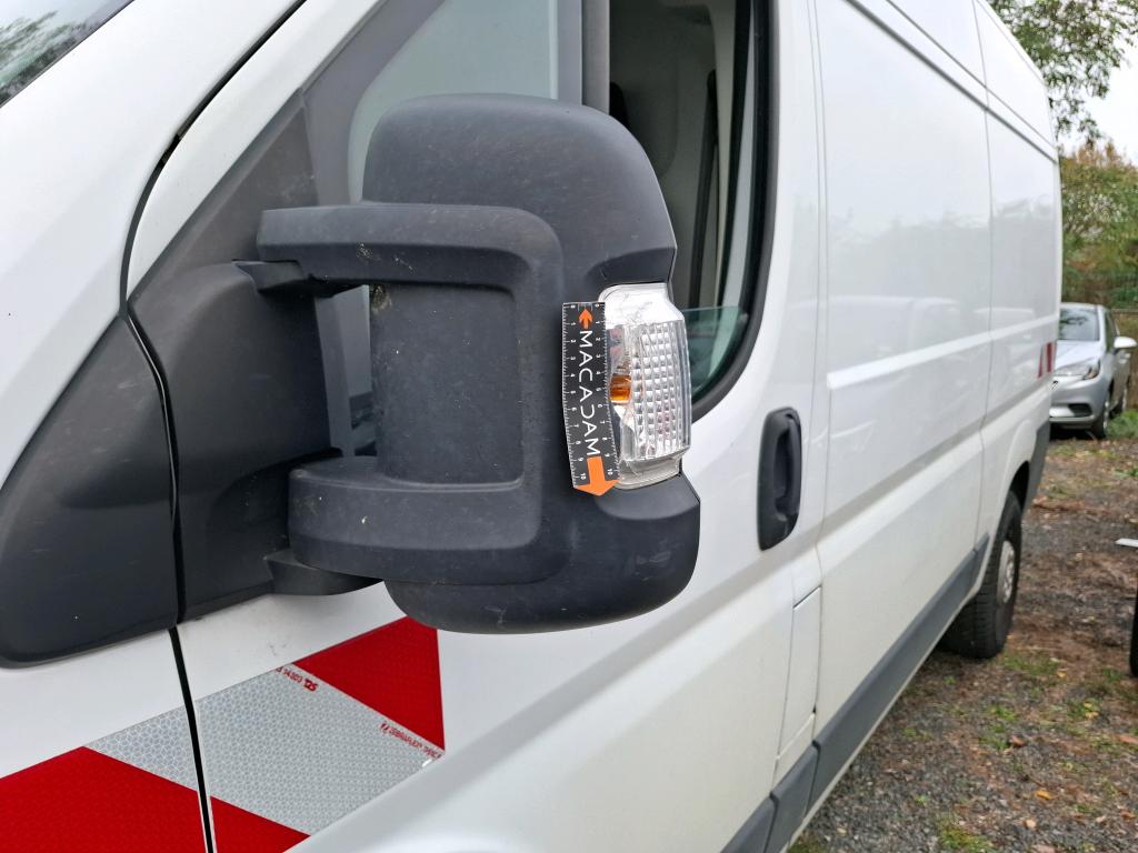 PEUGEOT BOXER TOLE 335 L2H2 BLUEHDI 140 S&S ASPHALT 2022