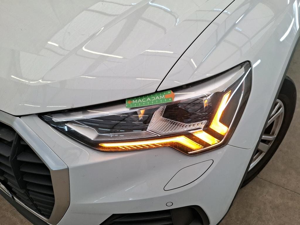 AUDI Q3 VP 35 TDI 150 ch S tronic 7 Quattro Design 2021