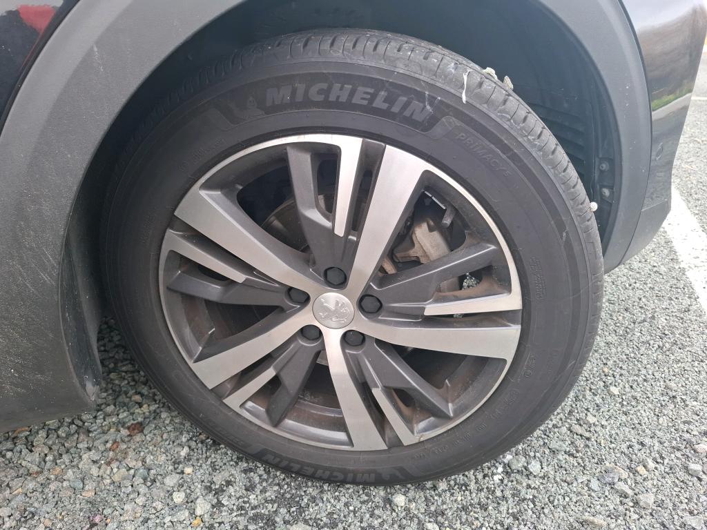 PEUGEOT 5008 PureTech 130ch S&S EAT8 Allure Pack 2023