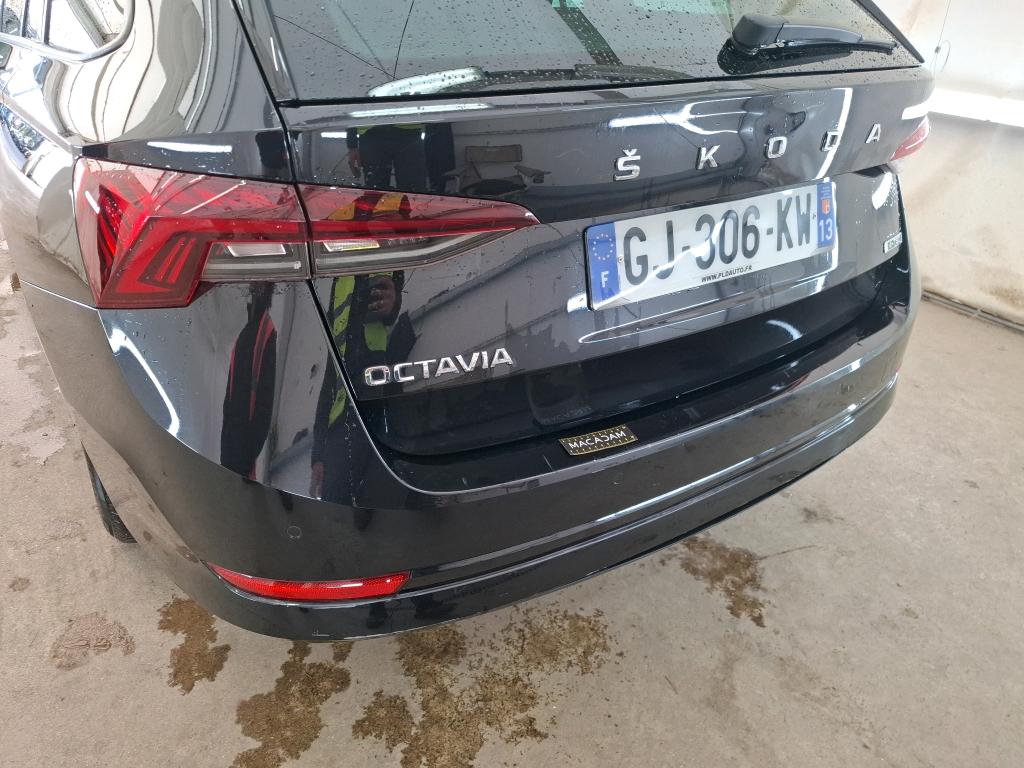 SKODA OCTAVIA COMBI 1.0 TSI mHEV e-TEC 110 ch DSG7 Ambition 2022