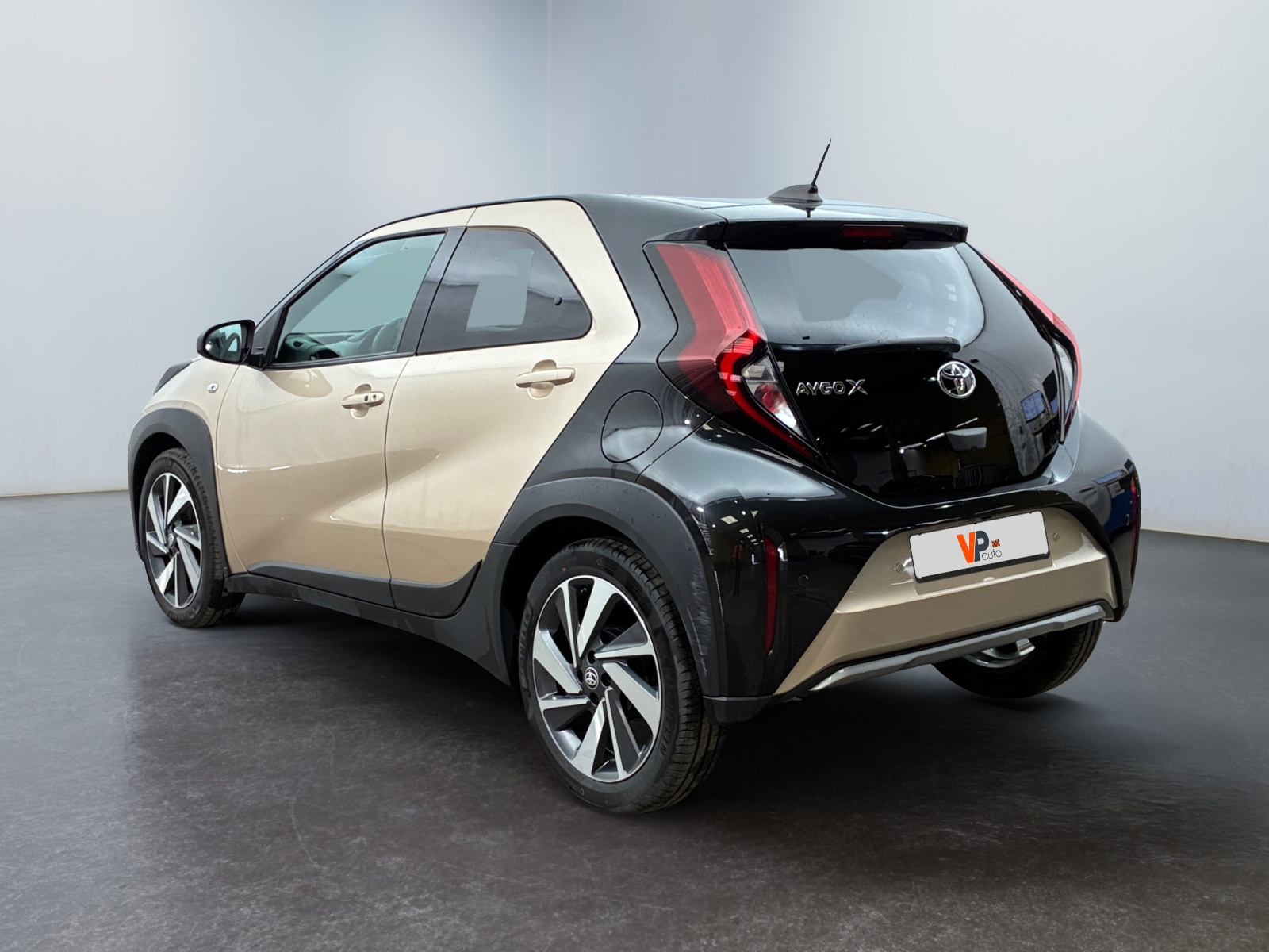 TOYOTA Aygo X 1.0 VVT-i 72 2024