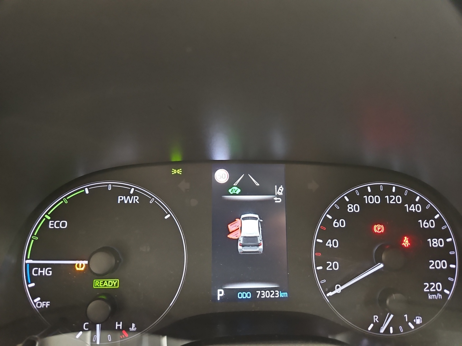 TOYOTA YARIS HYBRIDE 116h Dynamic Business + Beyond Academy 2022