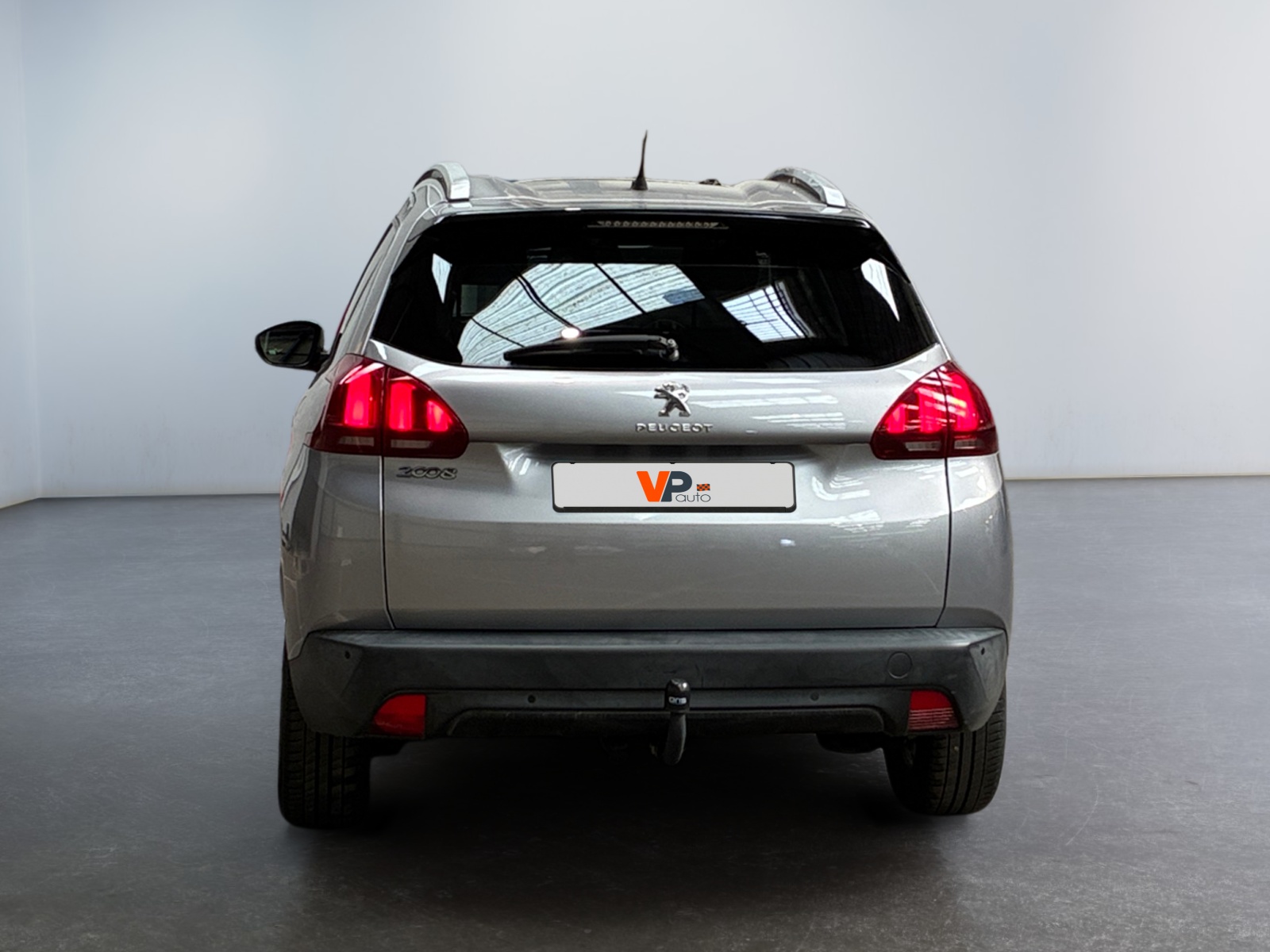 PEUGEOT 2008 1.6 BlueHDi 100ch BVM5 2018