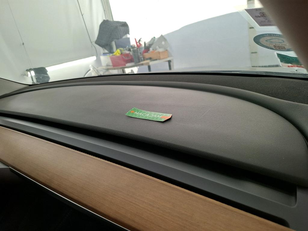 TESLA  2022