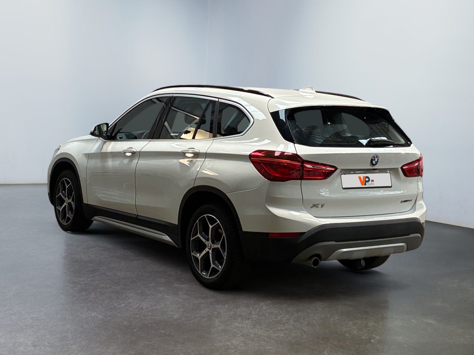 BMW X1 sDrive 18i 140 ch xLine 2018