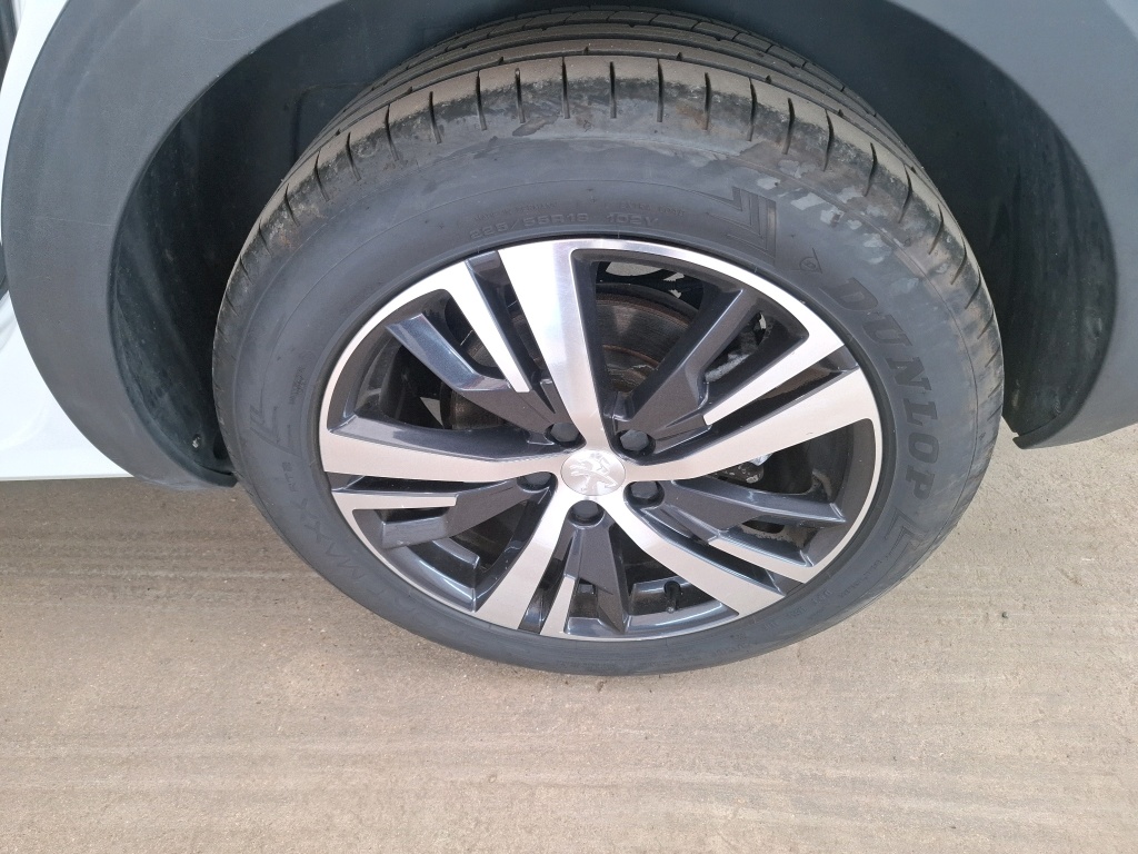 PEUGEOT 5008 BUSINESS BlueHDi 180ch S&S EAT8 Allure 2018