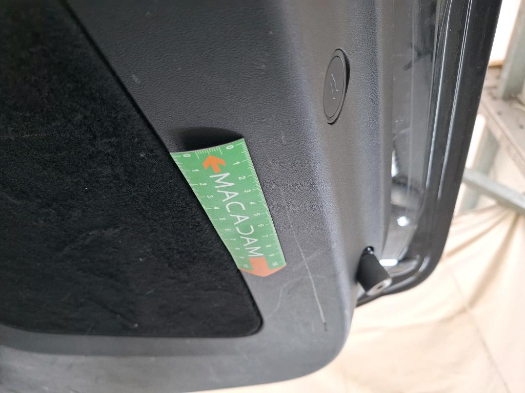 TESLA  2022