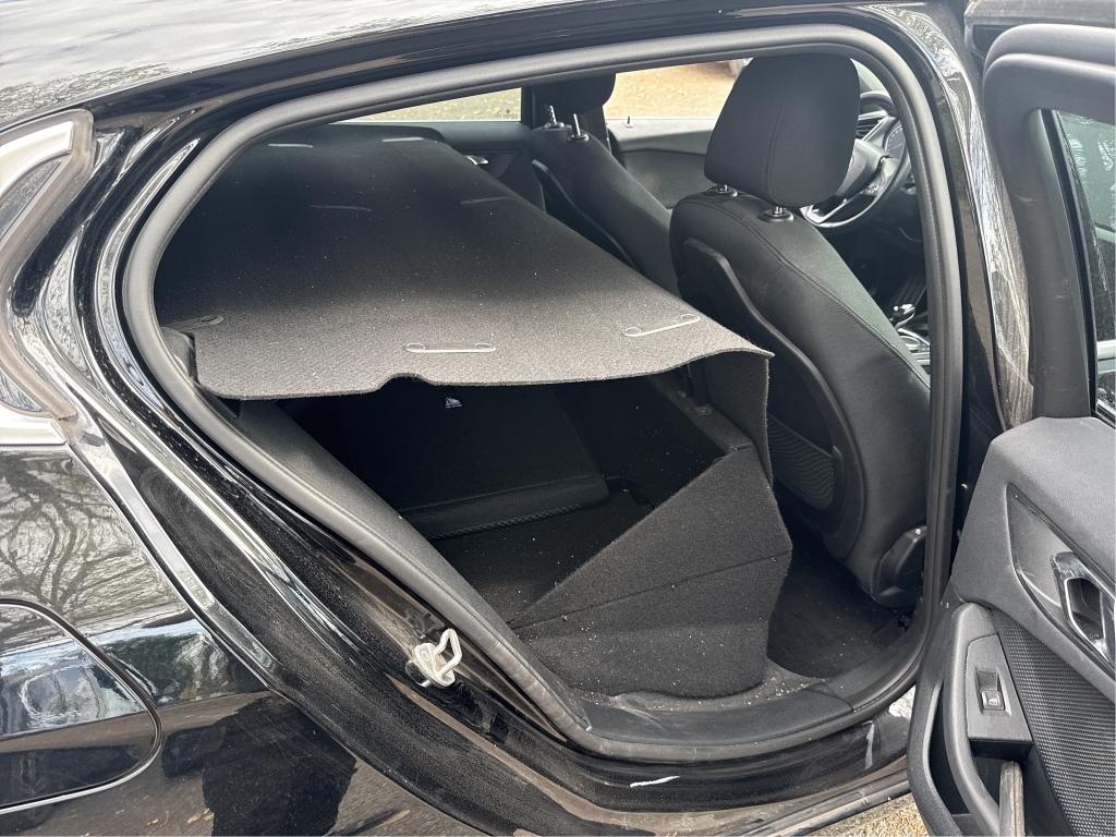 BMW SERIE 1 F40 116d 116 ch DKG7 Business Design 2021