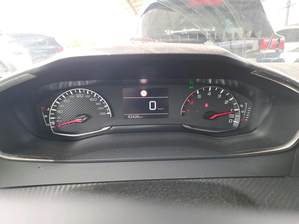 PEUGEOT 2008 PureTech 100 S&S BVM6 Active Pack 2023