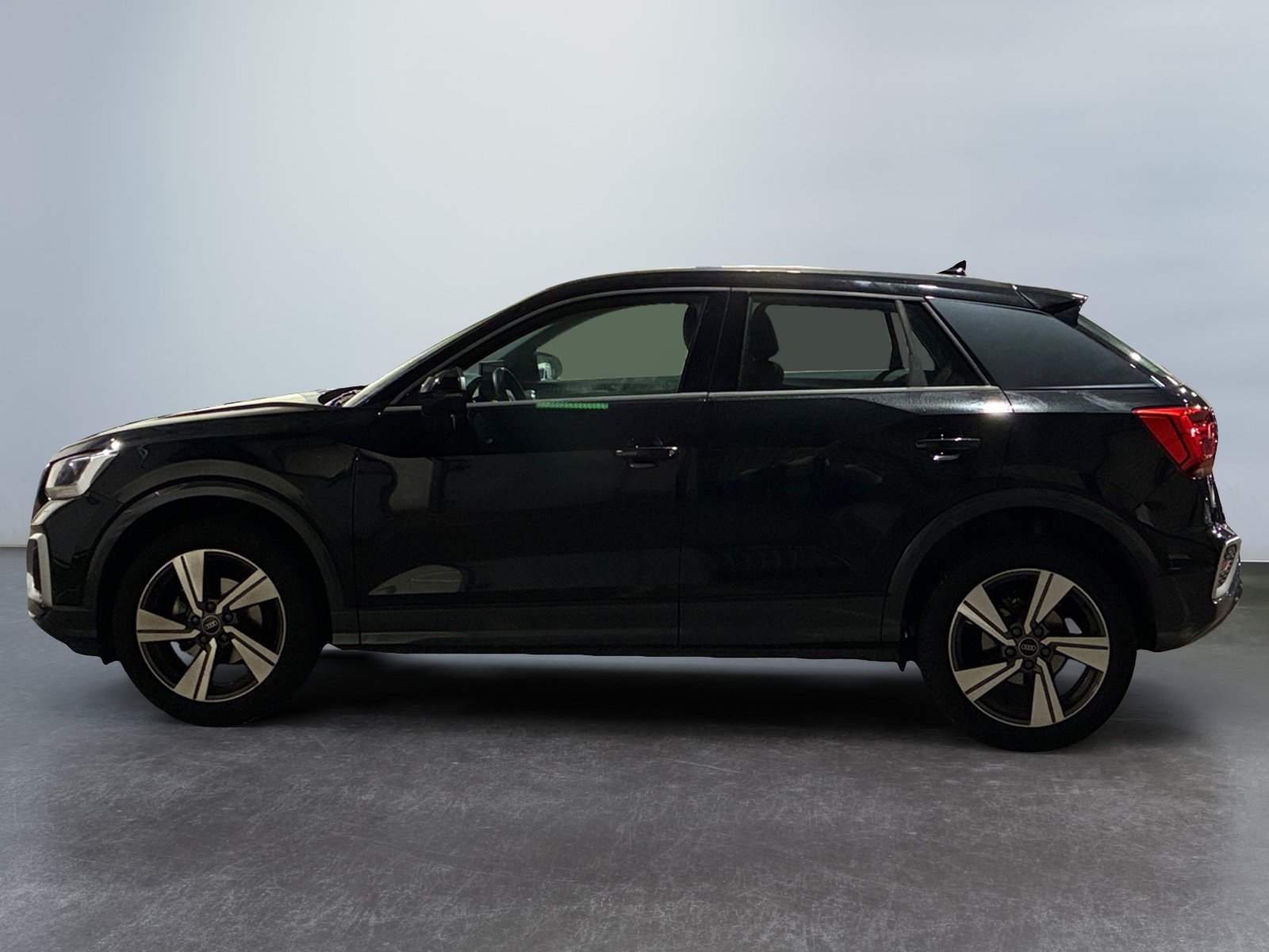 AUDI Q2 30 TFSI 110 BVM6 Design 2025