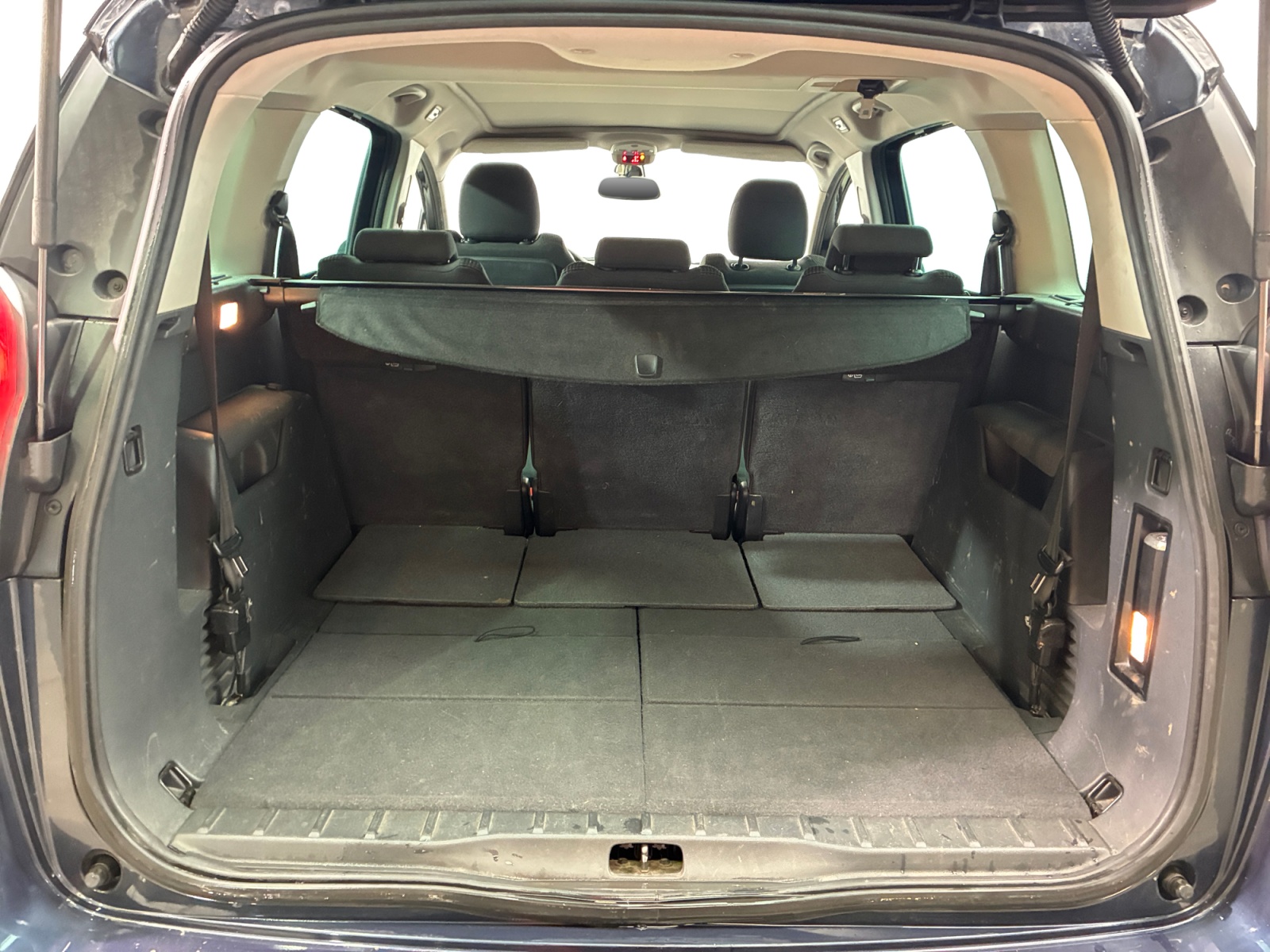 PEUGEOT 5008 2.0 HDi 150ch FAP BVM6 Allure 7pl 2013