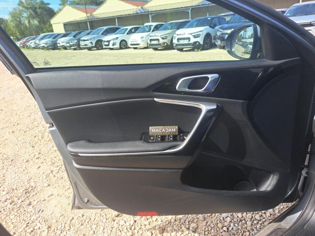 KIA CEE'D CEED SW 1.6 CRDi 136 ch MHEV DCT7 Active 2022