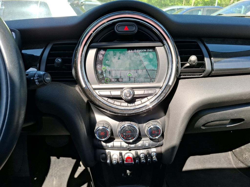 MINI HATCH 3 Portes Cooper 136 ch BVA7 Edition Greenwich 2020