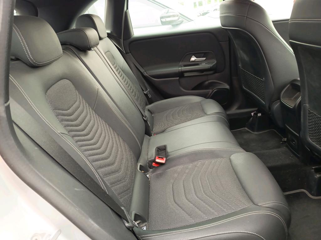 MERCEDES-BENZ MERCEDES CLASSE B 180 d 8G-DCT Style Line Edition 2021