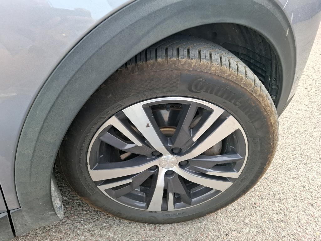 PEUGEOT 3008 Hybrid 225 e-EAT8 Allure Pack 2021