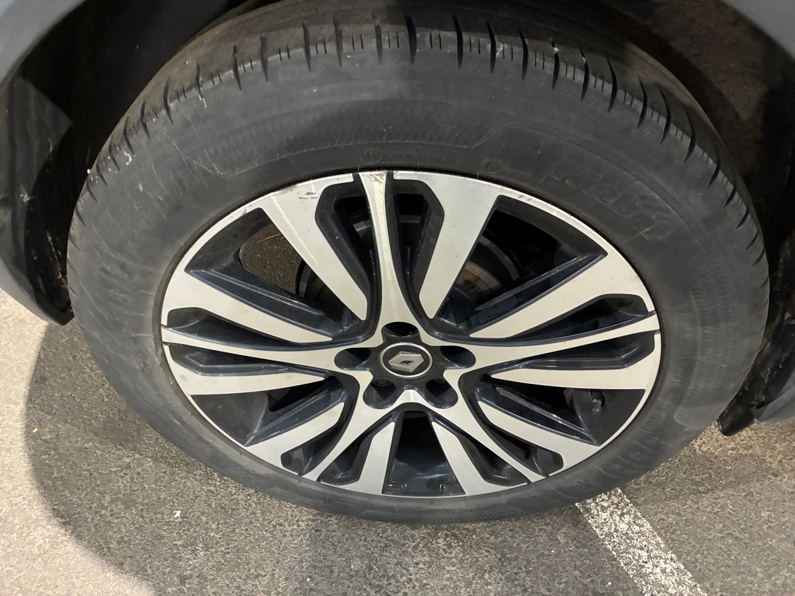RENAULT CAPTUR Blue dCi 115 EDC Initiale Paris 2019