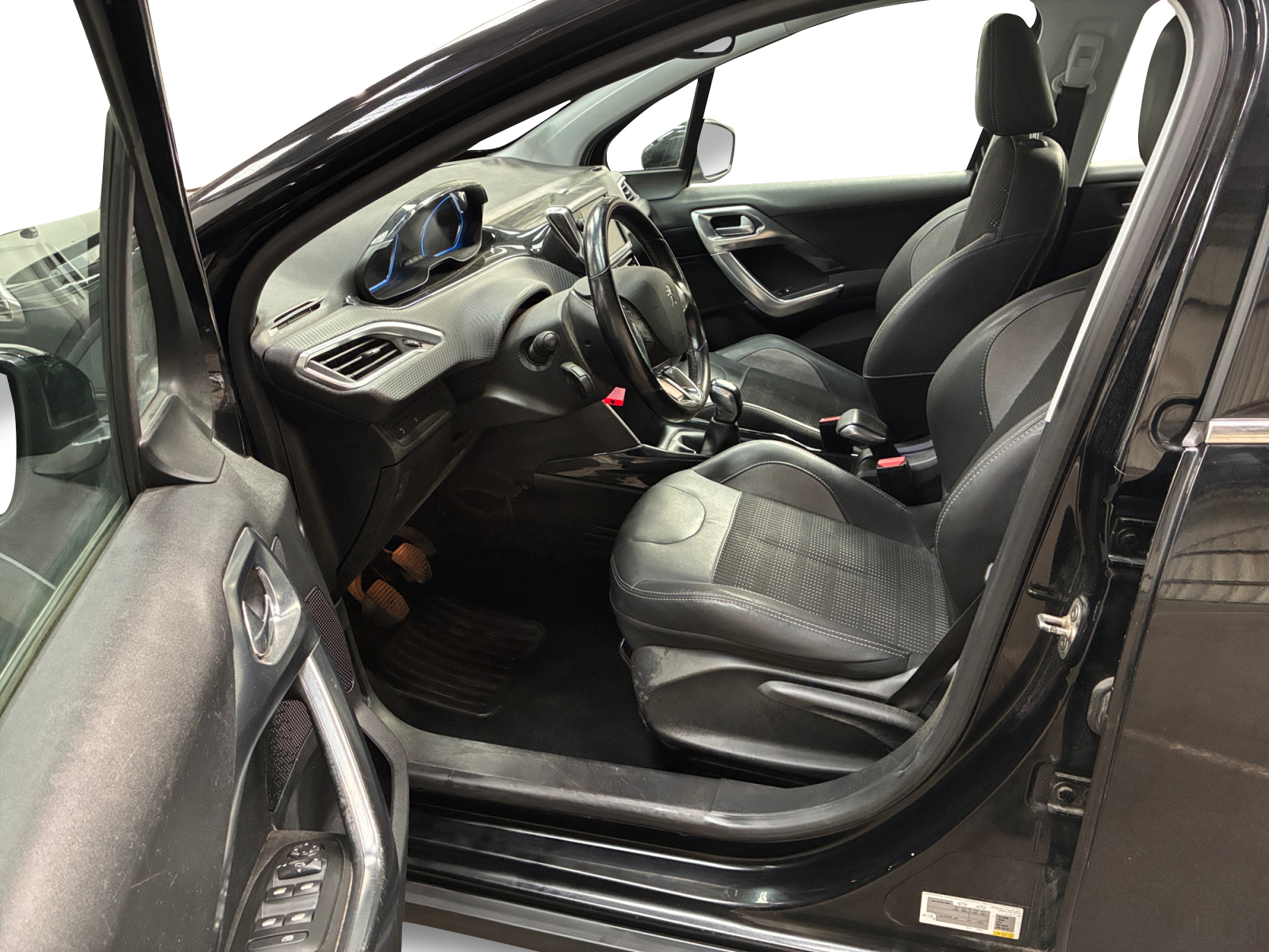 PEUGEOT 2008 1.2 PureTech 110ch S&S BVM5 Allure 2018