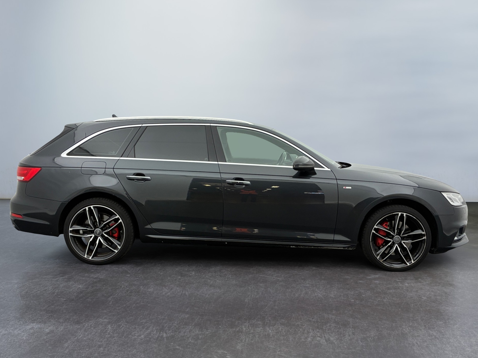 AUDI A4 Avant 2.0 TFSI 252CH S TRONIC DESIGN LUXE 2018