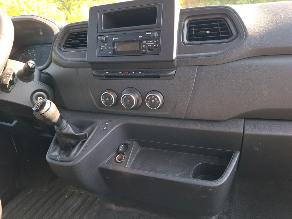 RENAULT MASTER FOURGON FGN TRAC F3500 L2H2 BLUE DCI 135 CONFORT 2023