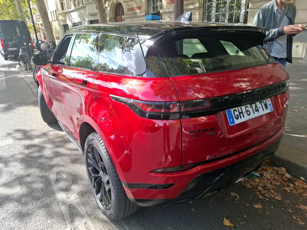LAND ROVER RANGE Evoque Mark III P300e PHEV AWD BVA8 R-Dynamic SE 2022