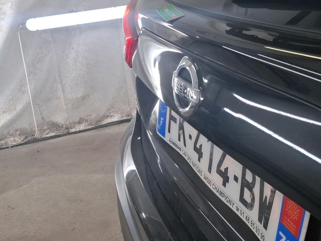 NISSAN  2019