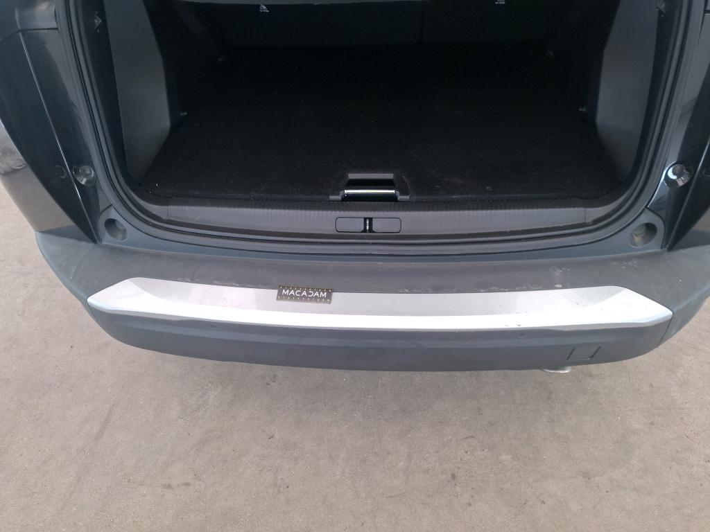 PEUGEOT 2008 BUSINESS BlueHDi 110 S&S BVM6 Allure 2021