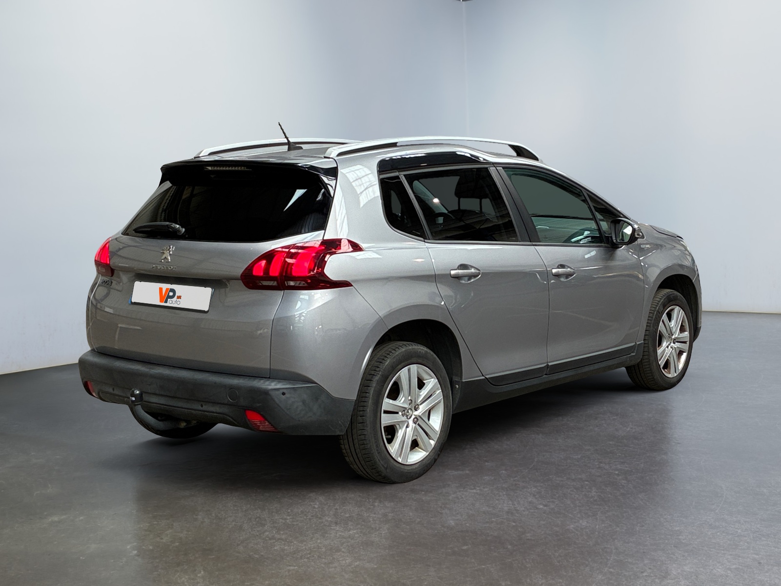 PEUGEOT 2008 1.6 BlueHDi 100ch BVM5 2018