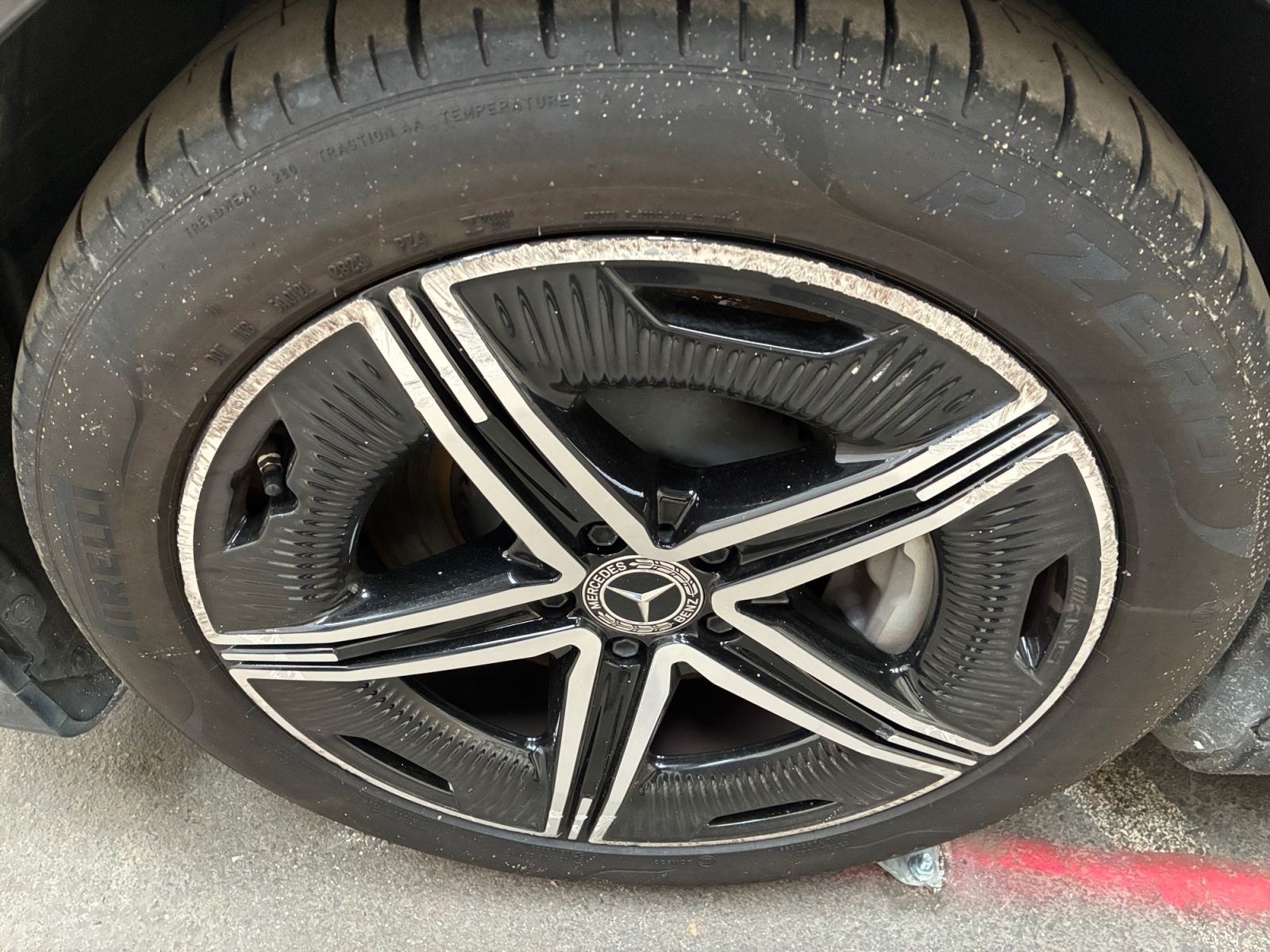MERCEDES EQE 350 AMG Line 2023