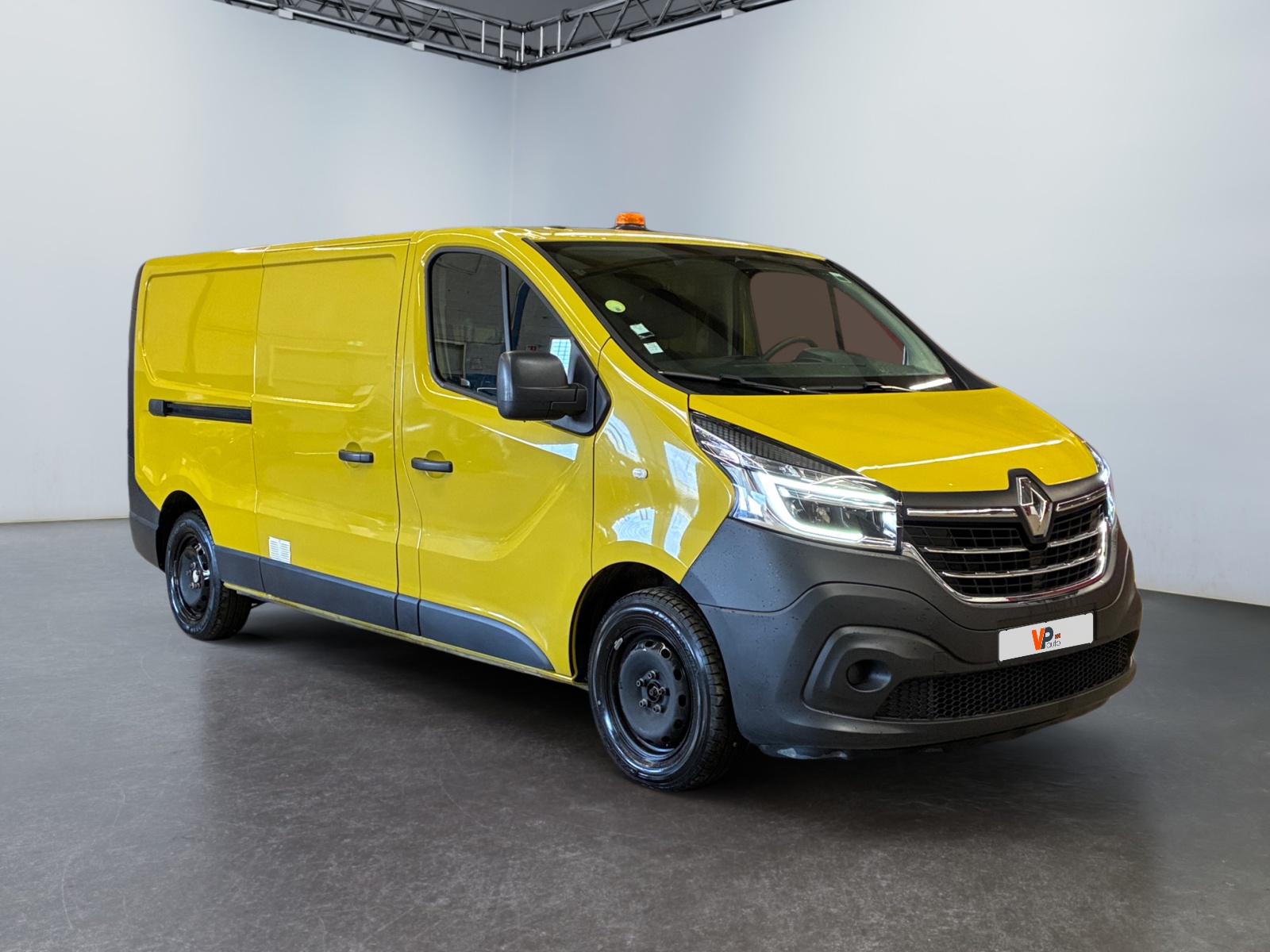 RENAULT TRAFIC FGN L2H1 1300 KG DCI 120 GRAND CONFORT 2021