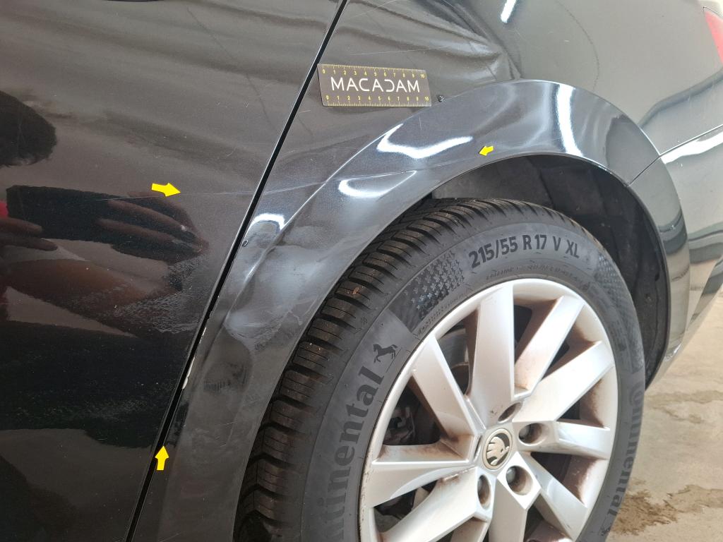 SKODA SUPERB COMBI 2.0 TDI 150 SCR DSG7 Business 2022
