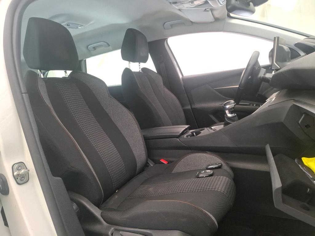 PEUGEOT 5008 BlueHDi 130ch S&S BVM6 Active Pack 2022