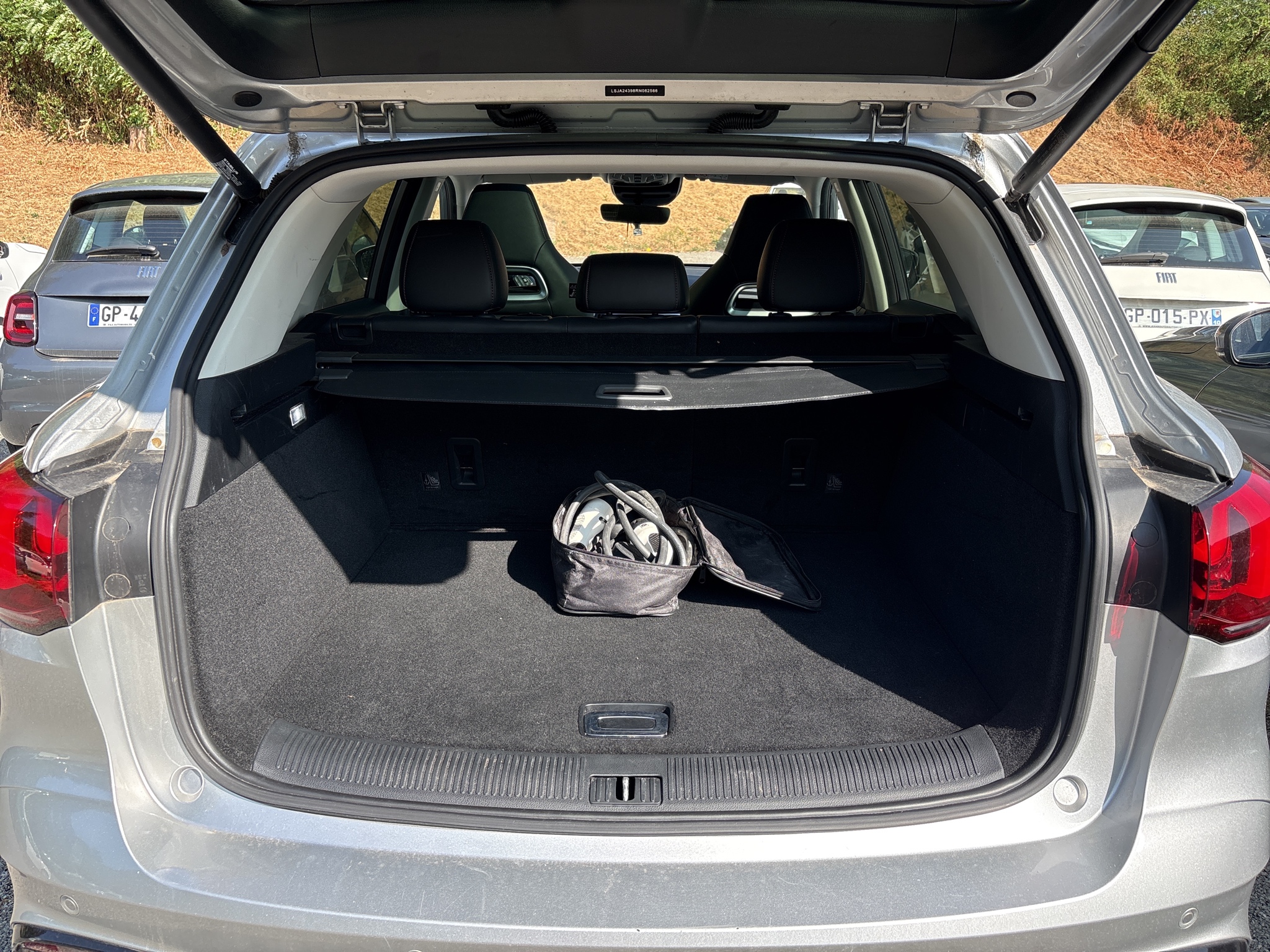 MG EHS 1.5T GDI PHEV Luxury 2024