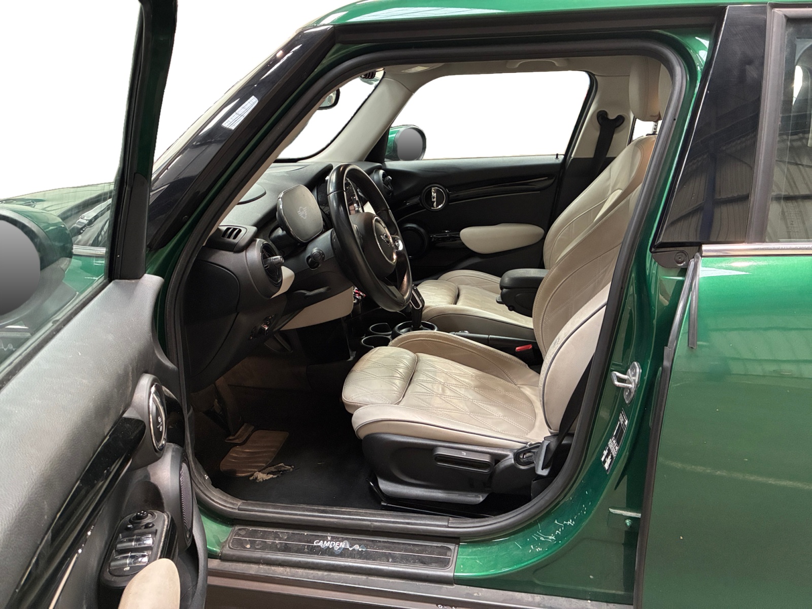 MINI HATCH 5 Portes Cooper 136 ch BVA7 Edition Camden 2022