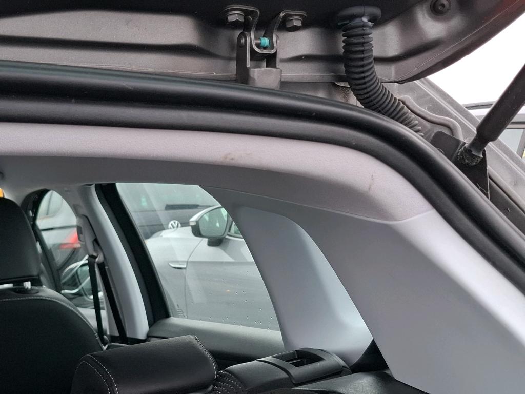 PEUGEOT 2008 1.2 PureTech 110ch S&S BVM5 Allure 2017