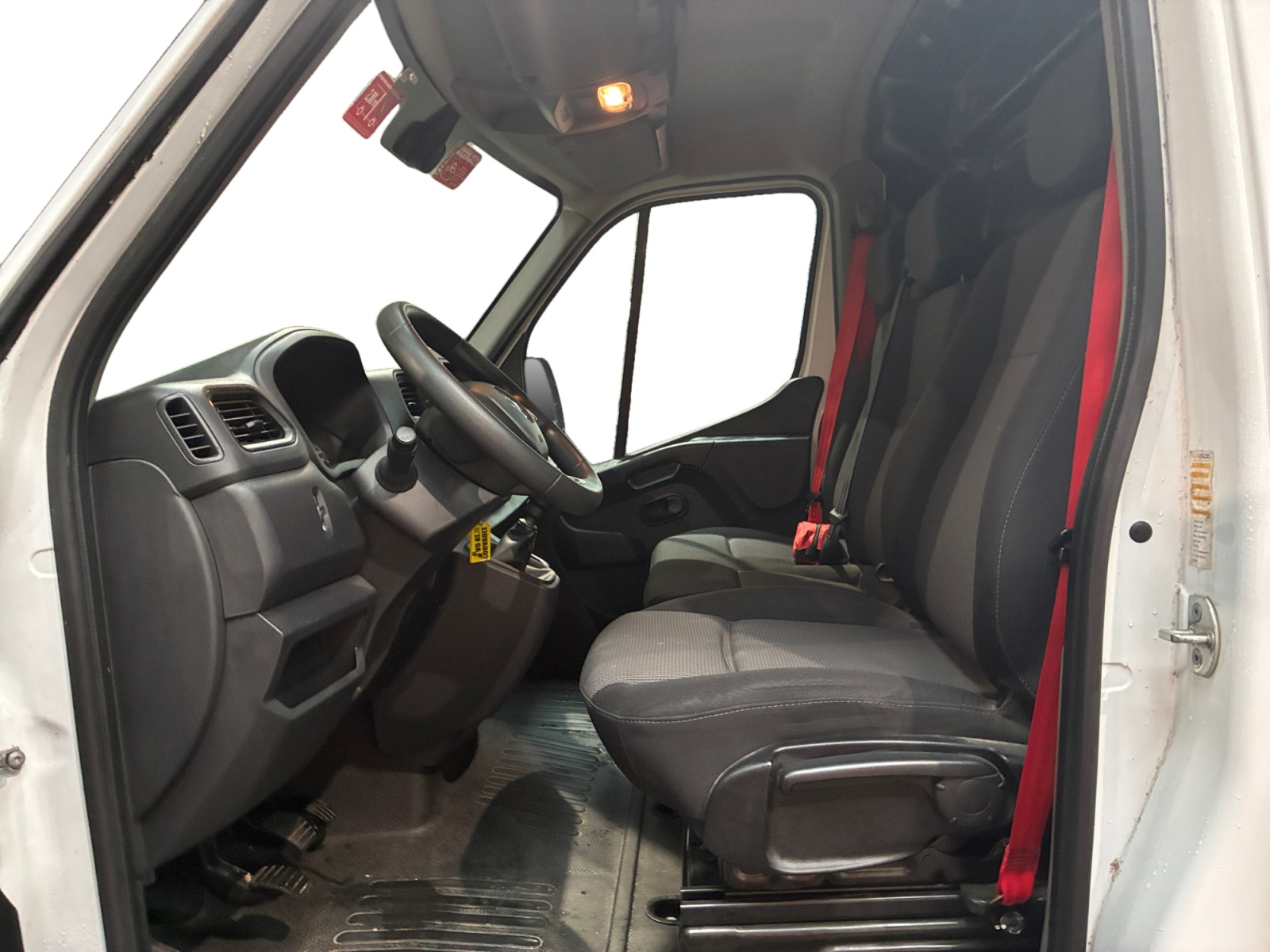 RENAULT TRUCKS MASTER FGN 3.5t 2.3 DCi 135 L3H2 2022