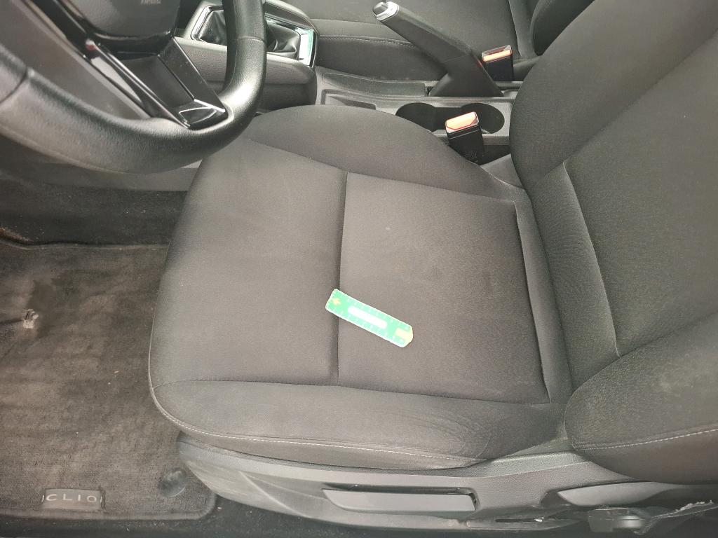 RENAULT CLIO SOCIETE BLUE DCI 100 - 21N AIR NAV 2022