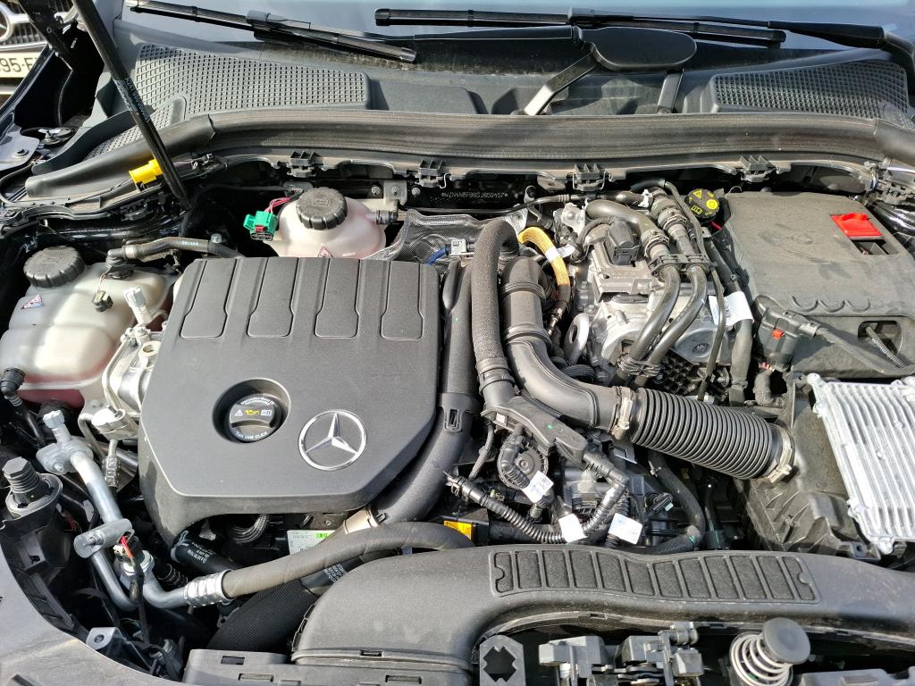 MERCEDES-BENZ MERCEDES GLA II 250 e 8G-DCT AMG Line 2024