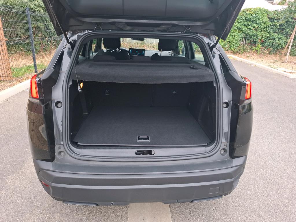 PEUGEOT 3008 Hybrid 225 e-EAT8 Active Pack 2023