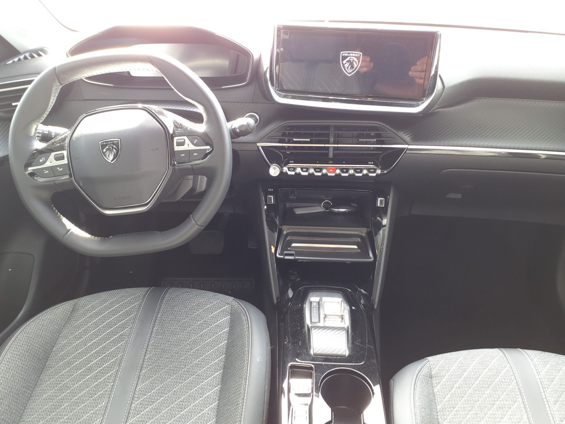PEUGEOT 208 Hybrid 110 ch e-DCS6 Allure 2026
