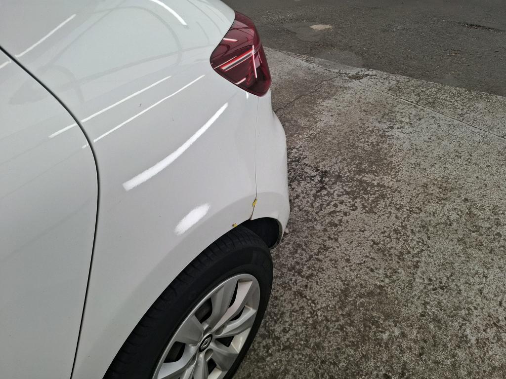 RENAULT CLIO SOCIETE BLUE DCI 100 - 21N AIR NAV 2022