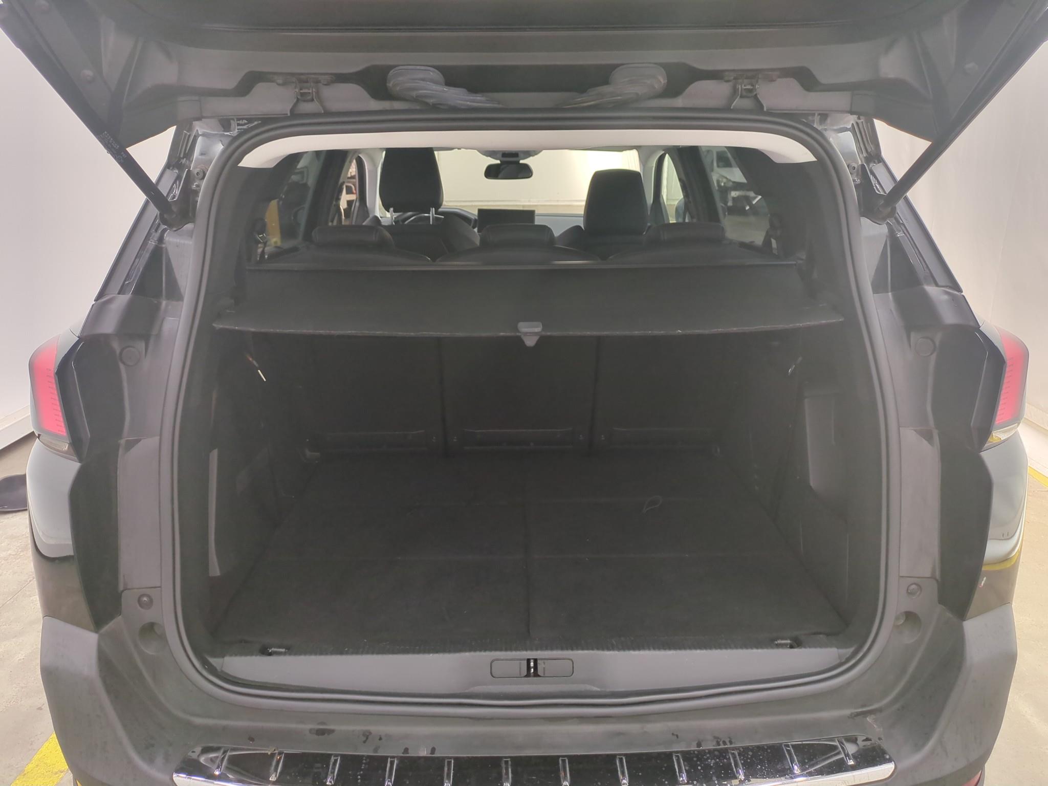 PEUGEOT 5008 BlueHDi 130ch S&S EAT8 Allure Pack 2022