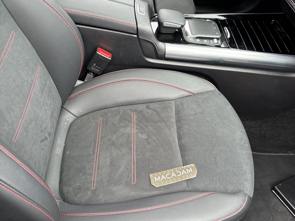 MERCEDES-BENZ MERCEDES GLA II 200 7G-DCT AMG Line 2022