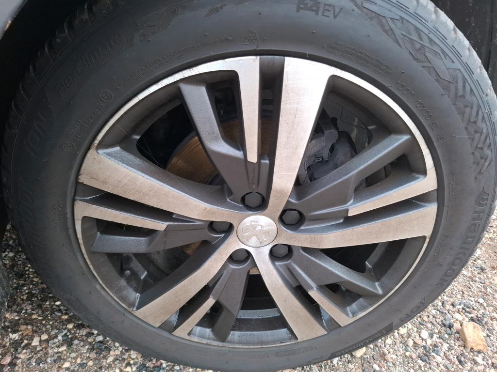 PEUGEOT 3008 BlueHDi 130ch S&S EAT8 Allure Pack 2023